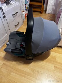 Autosedačka Britax Römer baby-safe - 2