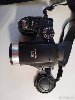 FujiFilm FinePix S5700 - 2