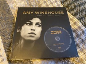 Kniha Amy Winehouse Hlas, který nikdy nebude zapomenut - 2