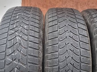 Zimní Goodyear Ultra G 225 65 17 - 2