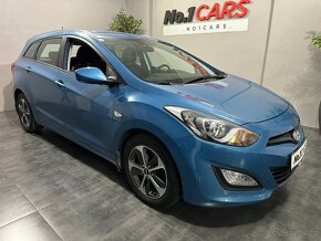 Hyundai i30 1,4 CRDI TRIKOLOR NOVÉ PNEU - 2