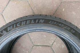 1 ks letní pneu Michelin Pilot Sport5 225/45 ZR19 - 2