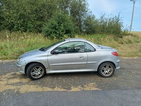 Prodám Peugeot 206cc 1.6 benzín 16ventil - 2