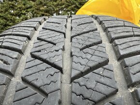 Zimní pneu Barum Polaris 5 - 245/45r18 V XL - 2