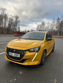 Peugeot 208 1.2 74kW,2022, AUTOMAT - 2