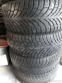 Sada zimních pneu SUV pneu 235/55 R18 Nokian - 2