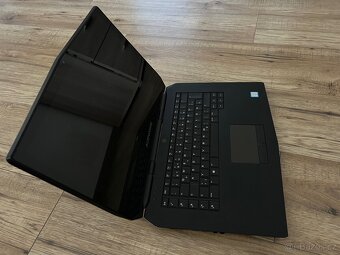 Alienware 15 R2 - 2