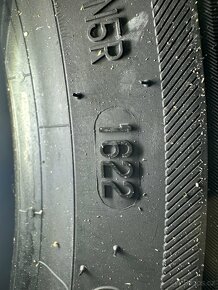 Zimní pneu 205/55 R17 - 2