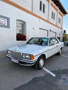 Mercedes Benz 230CE C123 Coupe /w123 - rv 1982 Biele SPZ - 2