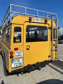 Land Rover Series 109 - 2