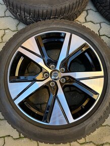 Zimní sada kol Volvo XC40 R19 - zimní pneu Pirelli - 2