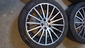 Alu Toora 17" 5x98 Alfa romeo sada cernostribrna - 2