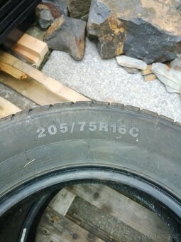 Pneu 205/75R 16C - 2