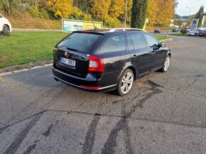 Škoda Octavia RS Combi najeto pouze 230tis - 2