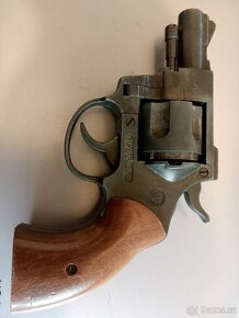 Plynový Revolver 9mm - 2