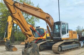 24t bagr pásák Liebherr R922 - 2