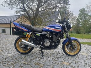 Yamaha XJR1300SP - 2