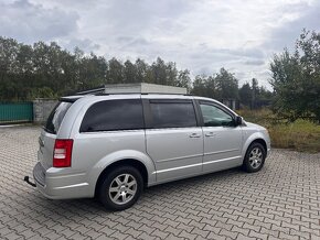 Chrysler voyager 2.8crdi 120kw - 2