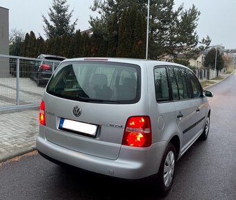 Prodám Volkswagen Touran 1.6 FSi 85KW 143xxxkm - 2