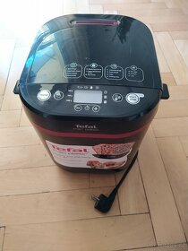 Prodám Domácí pekárnu Tefal PF220838 - 2