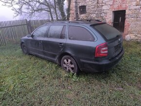 Škoda Octavia 2 1.9tdi 77kw pouze dily - 2