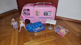 Barbie Rozkládací obytný vůz s Barbii panenkami - 2