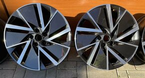 VEGA AERO orig.skoda Superb3V  5x112  8j x19   ET 44 VW - 2