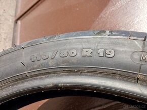 moto pneu michelin 110/80 R19 - 2