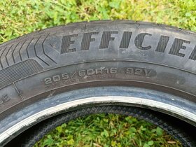 GoodYear Efficient Grip 205/60R16 - 2