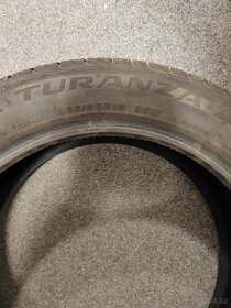 Prodám pneu Bridgestone letní 225/50/18 - 2