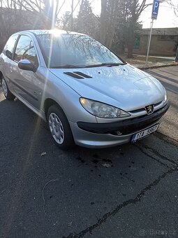 Peugeot 206 1.1 benzín 44kw - 2