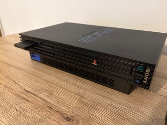 PlayStation 2 - 2