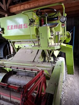 Obilní kombajn Claas Compakt 25 - 2