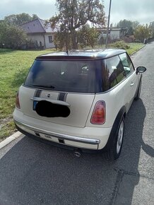 Mini Cooper 1.6i, 85 kW, najeto 158000 km - 2