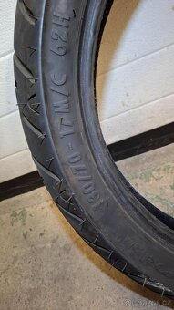 Pneu 130/70 r17 - 2