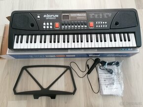 Elektronické piano s mikrofonem - 2