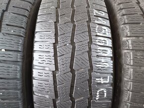 Zimní pneu 215/60/17C Michelin - 2