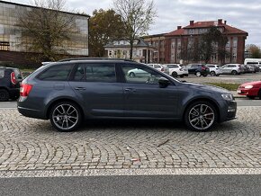 Škoda Octavia III RS 2.0 TDI 2014 DSG

 - 2