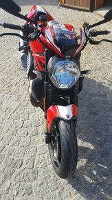 Ducati Monster 1200R - 2