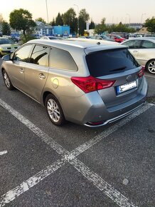 Toyota Auris,1,6,97kw,151000km,2014 - 2