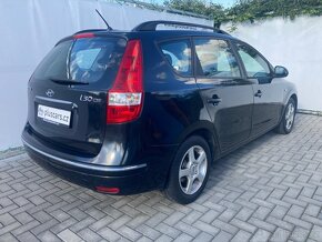 Hyundai i30, 1,4i (80 kW), klimatizace, nová STK do 09/2026 - 2