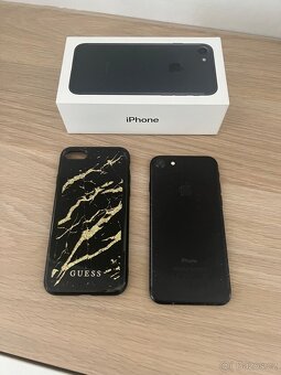 Nabízím Iphone 7  GB 128 - 2