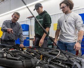 Přijmeme automechanika osobních vozidel - 2