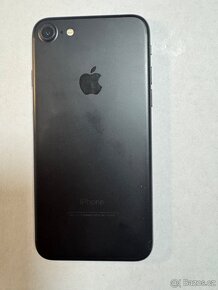 Apple iPhone 7 32gb baterie 100% s kabelem SW 15.7.1  Cena 1 - 2