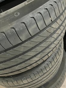 Michelin e-primacy 235/45 R18 98 V XL pro TESLA 3, TOP - 2