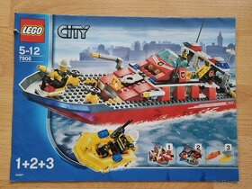 LEGO City 7906 Fireboat - 2