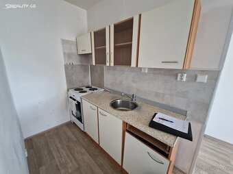 Pronájem bytu 1+kk 32 m² Dr. Horákové, Ústí nad Labem - 2