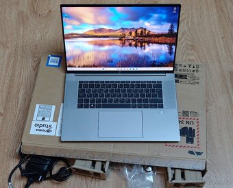 16" HP Zbook 4K OLED s i7 a RTX A2000 8GB - 2