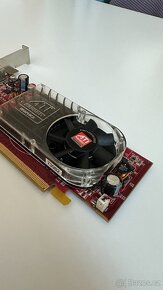 ATI HD2400 Series / 256MB / PCI-E - 2