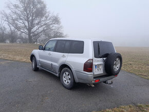 Prodám Mitsubishi Pajero V60 3,2 - 2